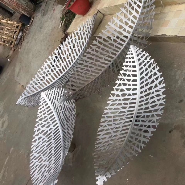 叶子型优米体育中心怎么样（未上色）